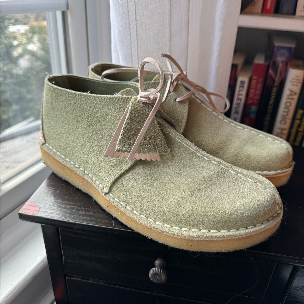Clarks Men's Suede Dessert Trek Boots - Olive